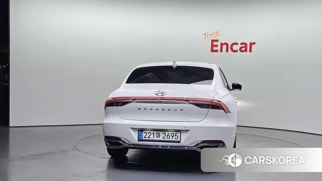 Hyundai The New Grandeur IG Hybrid id 2915558 из Кореи 14