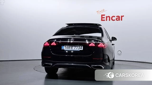 Mercedes-Benz E-Class W214 id 4533167 из Кореи 27
