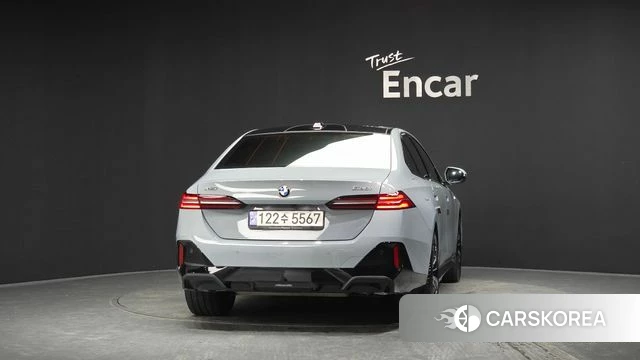 BMW 5 Series (G60) id 4607912 из Кореи 29