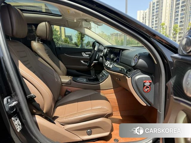 Mercedes-Benz E-class id 4217458 из Китая 15