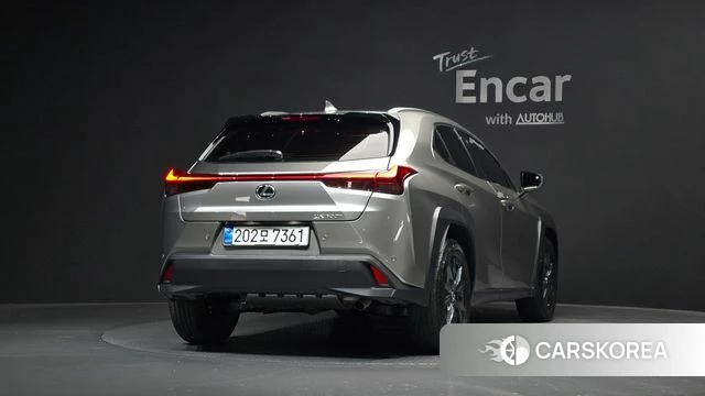 Lexus UX300h id 4354044 из Кореи 25