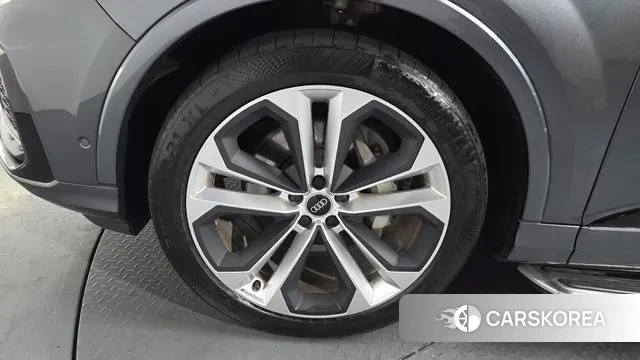 Audi Q7 (4M) id 3585928 из Кореи 14