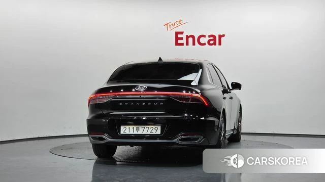 Hyundai The New Grandeur IG id 4495880 из Кореи 29