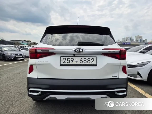 Kia Seltos id 3012999 из Кореи 14