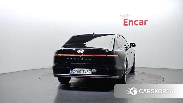 Hyundai Grandeur (GN7) id 3021824 из Кореи 14