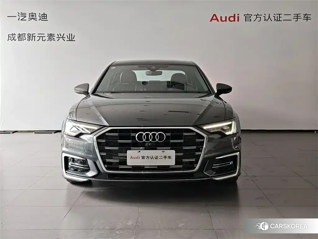 Audi A6L id 4600427 из Китая 10