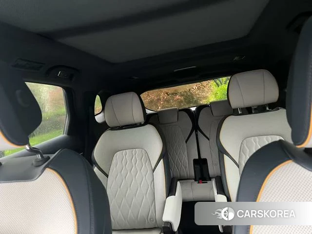 BYD Tang Yi 2026 Темно-серый из Китая, фото 4