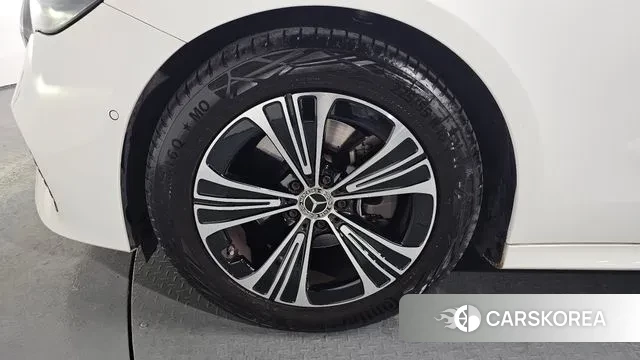 Mercedes-Benz E-Class W214 id 3605717 из Кореи 14