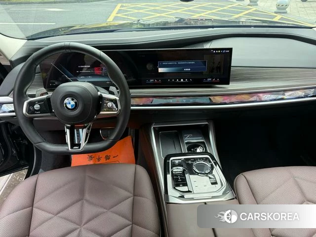 BMW 7 series 2024 Черный из Китая, фото 4