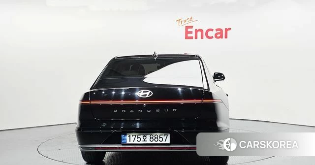 Hyundai Grandeur (GN7) id 3786805 из Кореи 14