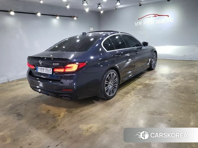 BMW 5 Series (G30) id 4351027 из Кореи 14