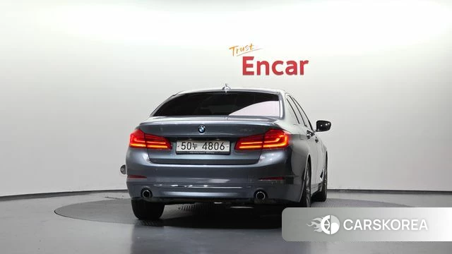 BMW 5 Series (G30) id 4662938 из Кореи 14