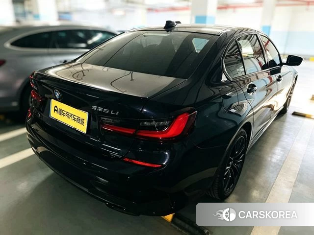 BMW 3 series 2022 Черный из Китая, фото 4