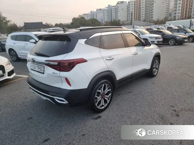 Kia Seltos id 3344632 из Кореи 14