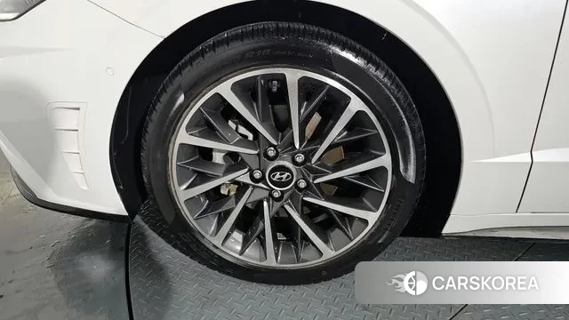 Hyundai Sonata (DN8) id 3621432 из Кореи 14