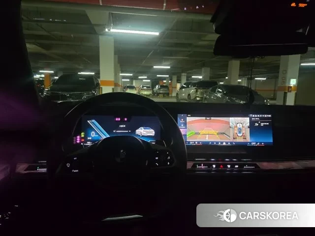 BMW 7 Series (G70) 2023 Белый из Кореи, фото 6