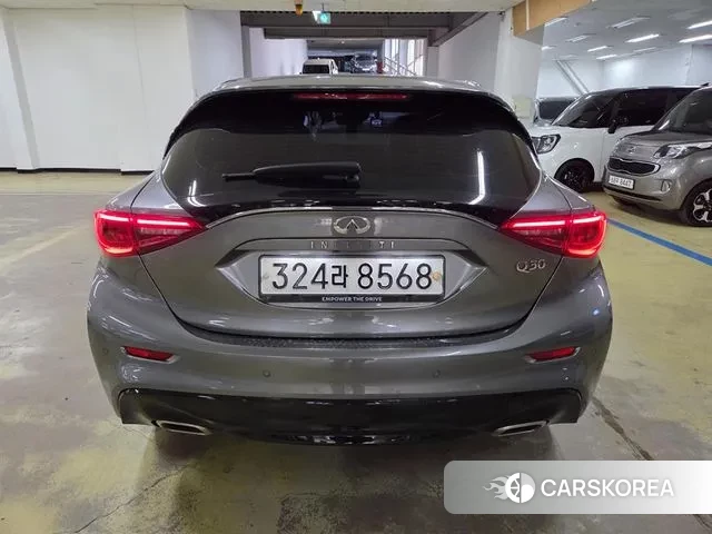 Infiniti Q30 id 3269940 из Кореи 14