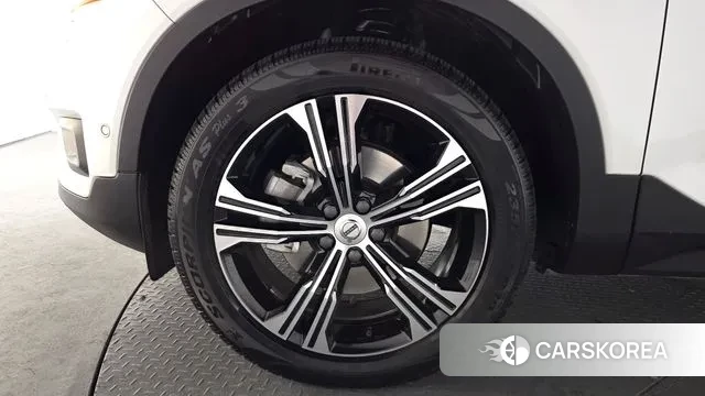 Volvo XC40 id 3736919 из Кореи 14