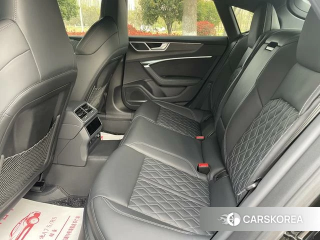 Audi A7 2024 Черный из Китая, фото 4