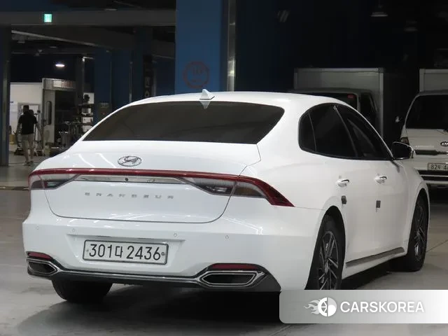 Hyundai The New Grandeur IG id 3269907 из Кореи 14
