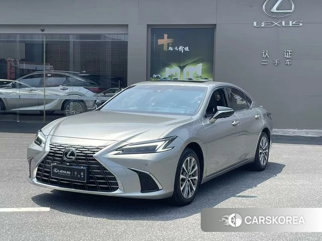 Lexus ES 2025 Серебристо-серый из Китая, фото 6