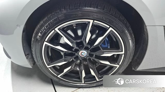 BMW i4 id 4549825 из Кореи 29