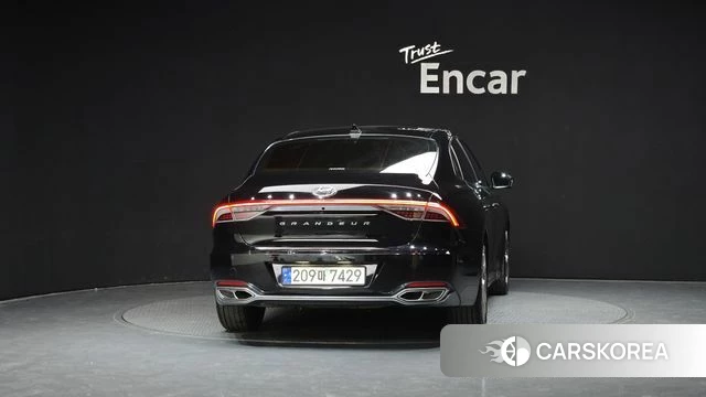 Hyundai The New Grandeur IG id 3812863 из Кореи 14