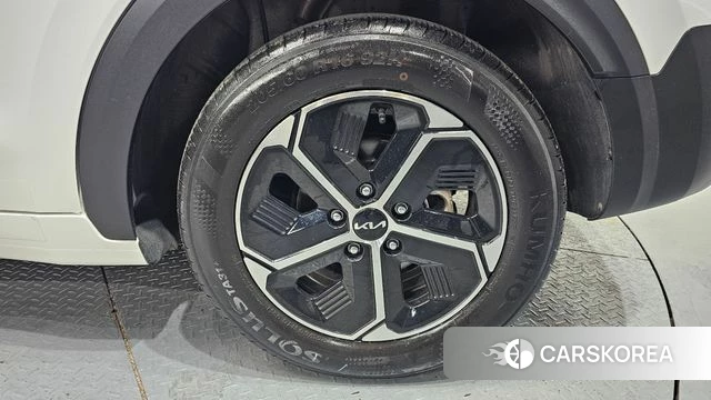 Kia Di Ol Nu Niro id 3935131 из Кореи 14