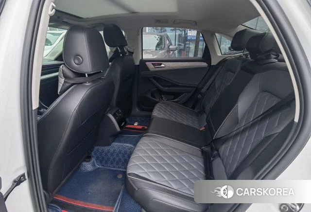 Volkswagen Sagitar 2024 Белый из Китая, фото 4