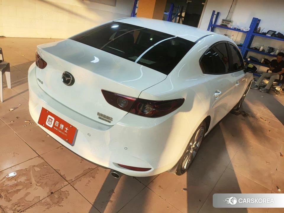 Mazda 3 Angkesaila 2022 Белый из Китая, фото 4
