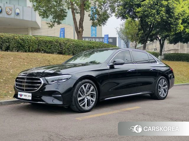 Mercedes-Benz E-class 2025 Черный из Китая, фото 4