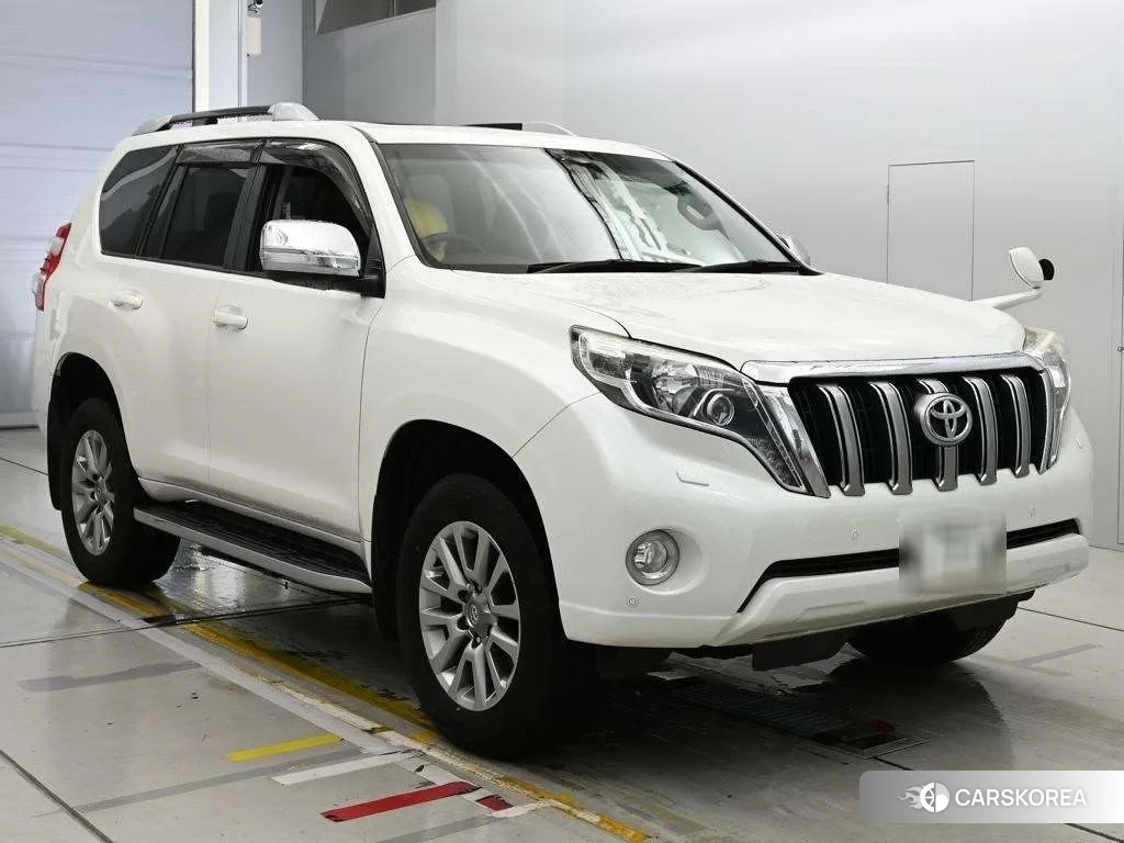 Toyota Land Cruiser Prado 2018 из Японии, фото 4