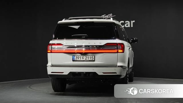 Lincoln Navigator 4th generation id 4244947 из Кореи 14
