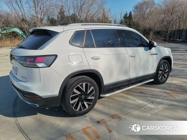 Volkswagen Tanyue 2023 Белый из Китая, фото 4