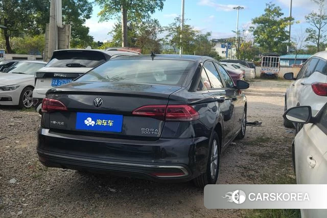 Volkswagen Bora id 4336354 из Китая 11