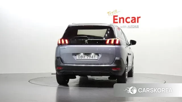 Peugeot 5008 second generation id 3000392 из Кореи 14
