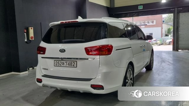 Kia The New Carnival id 4496922 из Кореи 12