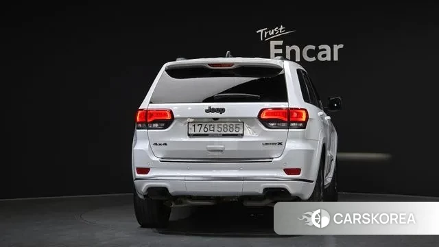 Jeep Grand Cherokee id 3681855 из Кореи 14