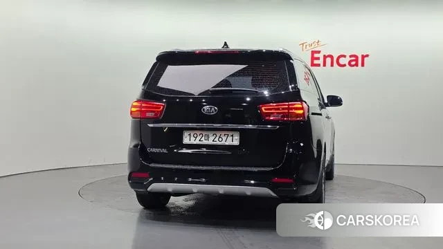 Kia The New Carnival id 3714045 из Кореи 14