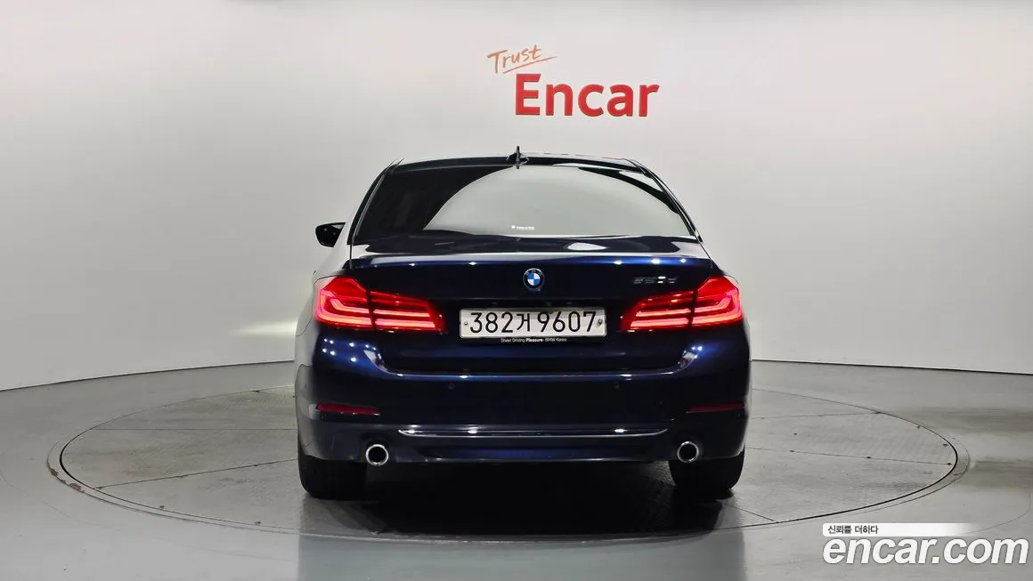 BMW 5 Series (G30) id 2145078 из Кореи 14