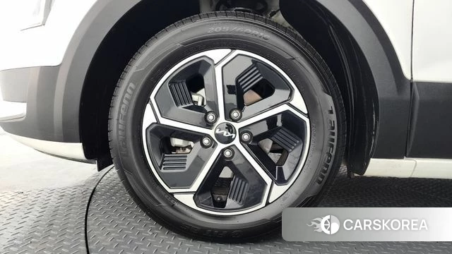 Kia Di Ol Nu Niro id 4018489 из Кореи 14