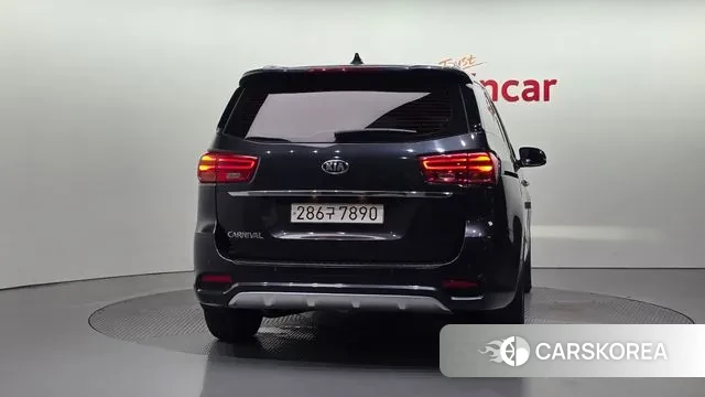 Kia The New Carnival id 3220807 из Кореи 14