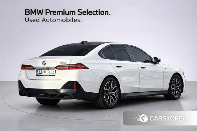 BMW 5 Series (G60) id 4186057 из Кореи 14