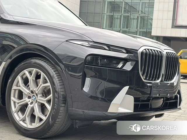 BMW X7 id 4257210 из Китая 8