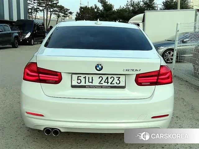 BMW 3 Series (F30) id 3449846 из Кореи 14