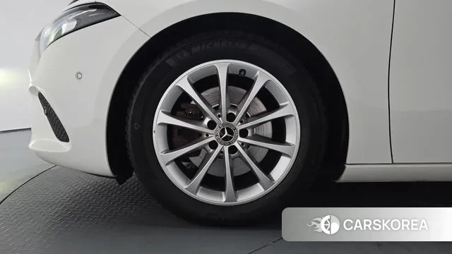 Mercedes-Benz A-Class W177 id 3017932 из Кореи 14