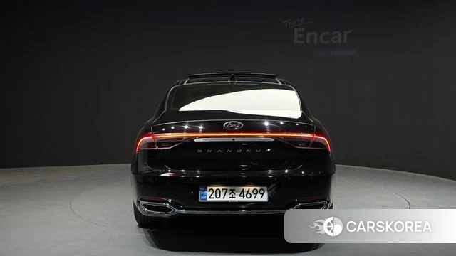 Hyundai The New Grandeur IG Hybrid id 4282312 из Кореи 28
