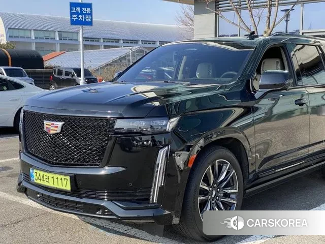 Cadillac Escalade 5th Generation 2023 Черный из Кореи, фото 4