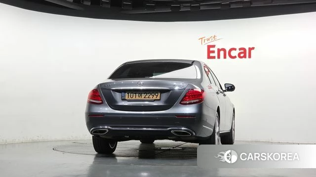 Mercedes-Benz E-Class W213 id 4856461 из Кореи 14