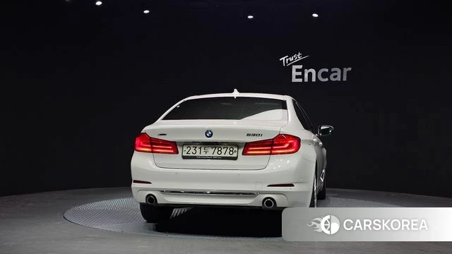BMW 5 Series (G30) id 4520093 из Кореи 14